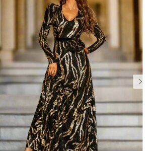 Missord V-neck Long Sleeve Black and Gold Sequin Maxi Dress 1x